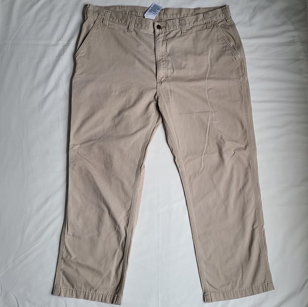 Carhartt Tan Cargo Pants Durable and Versatile